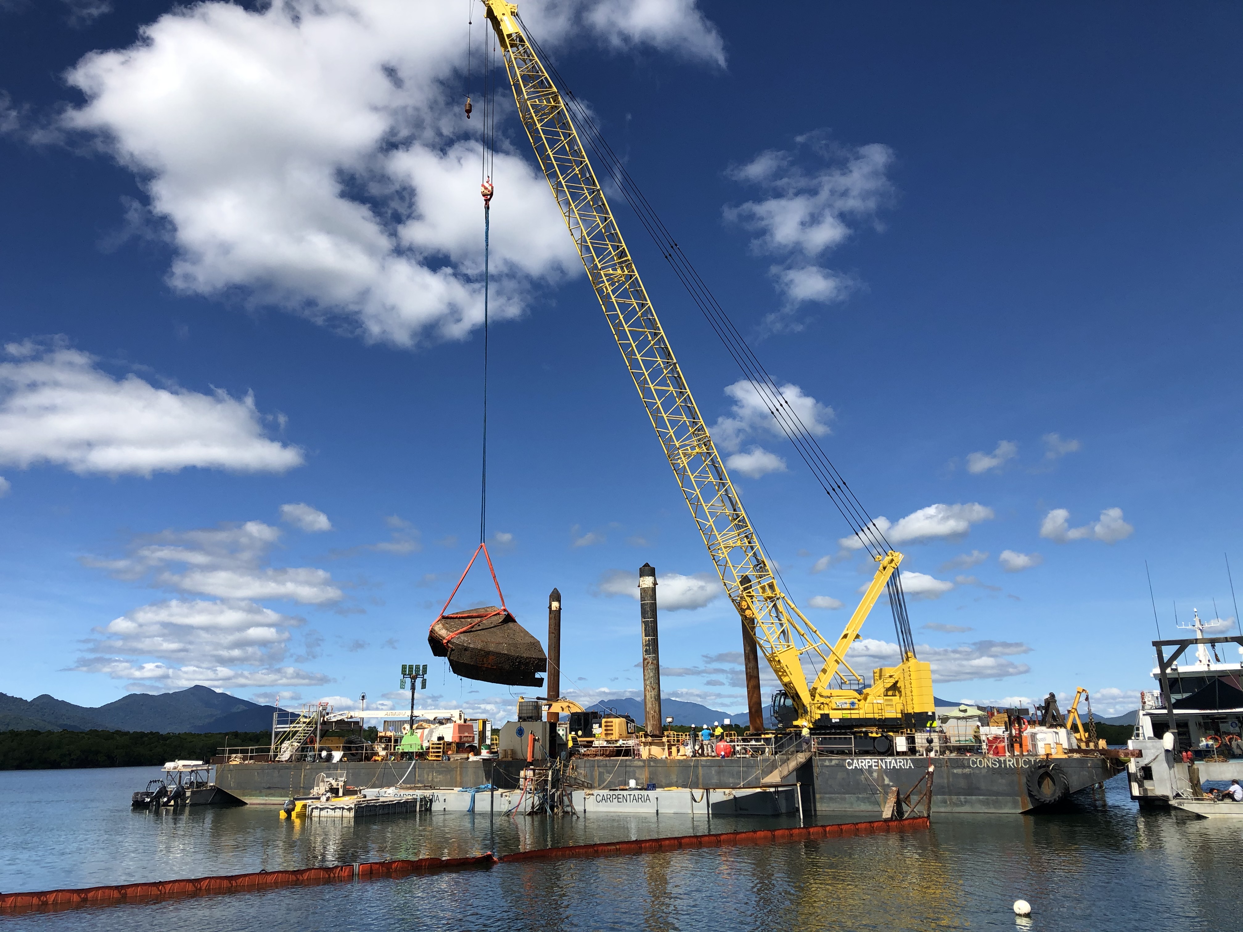 Images and video of derelict, abandoned and unsafe vessels removed by ...